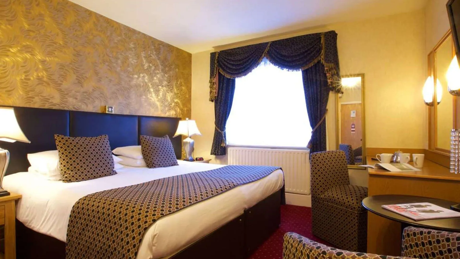 Manchester South Hotel