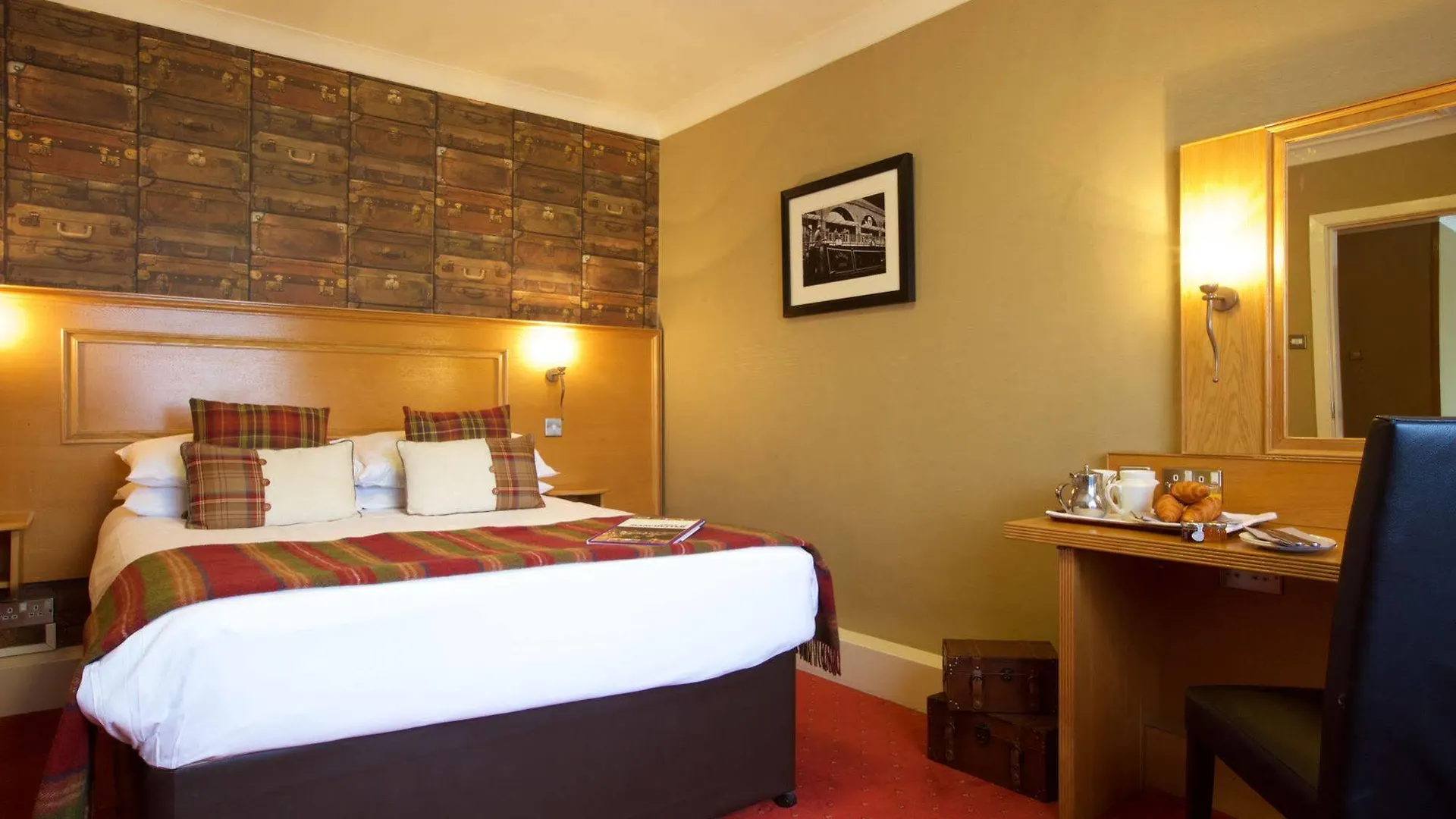 Manchester South Hotel